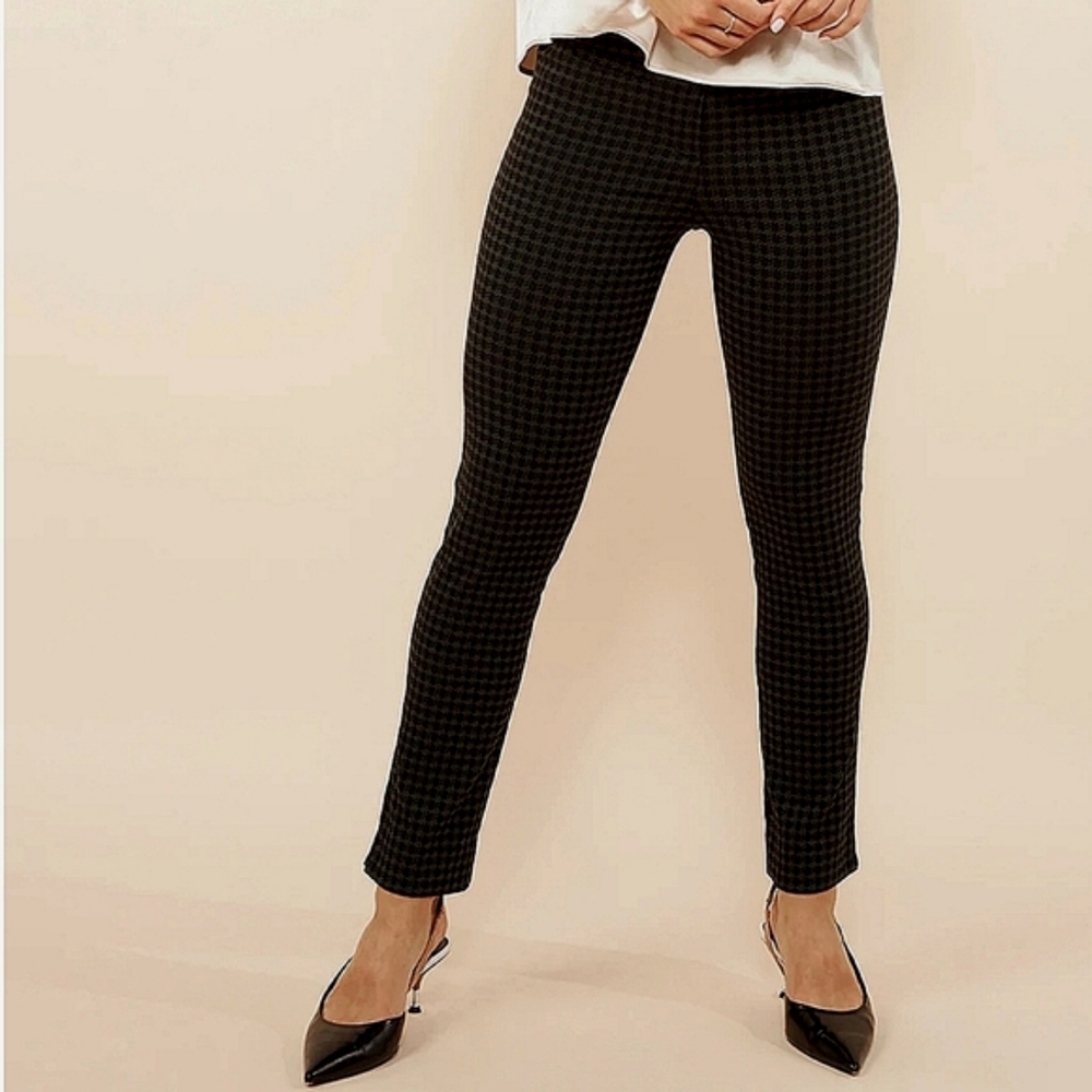 Margaret M Marlie Textured Houndstooth Slimming Pant - Picture 1 of 12